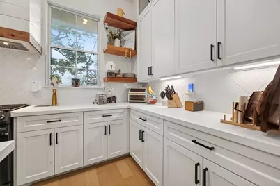 2015 Lou Ellen Lane #F, Houston, TX 77018 - Photo 22