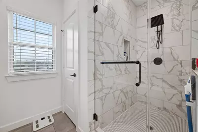 2015 Lou Ellen Lane #F, Houston, TX 77018 - Photo 44