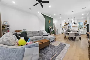 2015 Lou Ellen Ln, Houston, TX 77018 - Photo 16