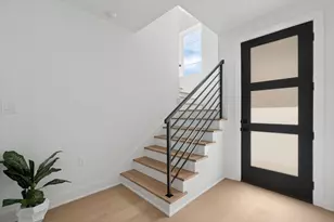 8707 Ojeman Villas Dr, Houston, TX 77055 - Photo 6