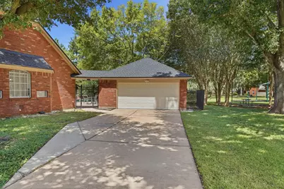 3319 Vista Lake Drive, Sugar Land, TX 77478 - Photo 2