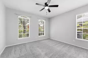 3319 Vista Lake Dr, Sugar Land, TX 77478 - Photo 10