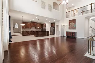 2405 Barton Shores Dr, Pearland, TX 77584 - Photo 8