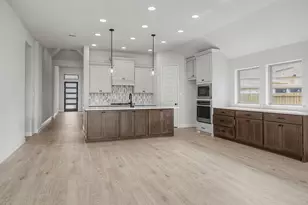 18403 Shaded Sylvan Path, Manvel, TX 77578 - Photo 4