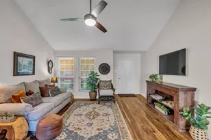 2627 Clear Ridge Dr, Kingwood, TX 77339 - Photo 4