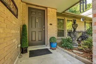 2627 Clear Ridge Dr, Kingwood, TX 77339 - Photo 2