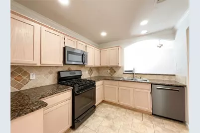 7118 Brockington Drive, Katy, TX 77494 - Photo 2