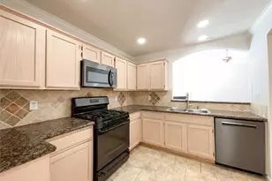 7118 Brockington Dr, Katy, TX 77494 - Photo 2