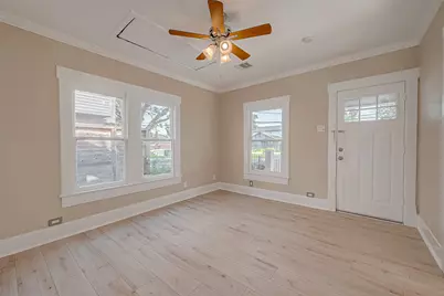 1110 E 24th Street #A, Houston, TX 77009 - Photo 4