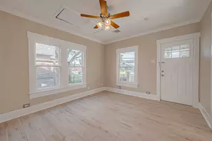 1110 E 24th St, Houston, TX 77009 - Photo 4