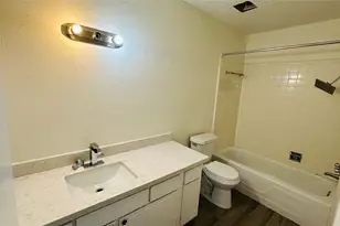 11437 Beechnut St, Houston, TX 77072 - Photo 8