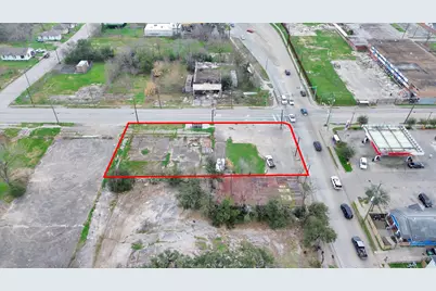 2401 Jensen Drive, Houston, TX 77026 - Photo 4