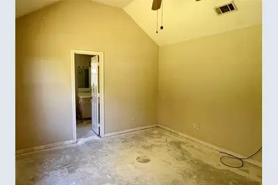 8874 Spring Woods Drive, Montgomery, TX 77316 - Photo 18
