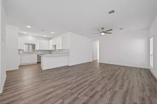 9746 Enclave Ridge Rd, Willis, TX 77318 - Photo 8