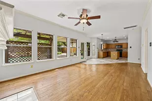 330 Welford Ln, Highlands, TX 77562 - Photo 18