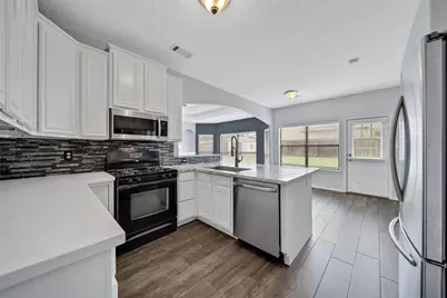 12802 Point Aquarius Boulevard, Willis, TX 77318 - Photo 18