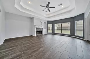 12802 Point Aquarius Blvd, Willis, TX 77318 - Photo 10