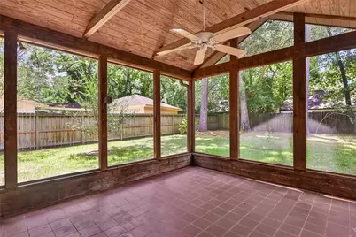 2210 Laurel Hill Drive, Kingwood, TX 77339 - Photo 36