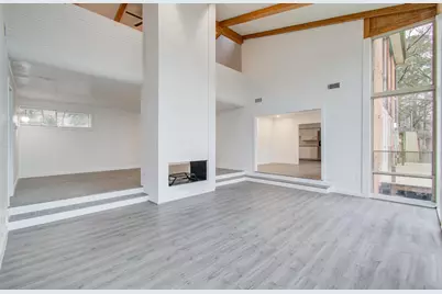 417 Brook Hollow Drive, Conroe, TX 77385 - Photo 6