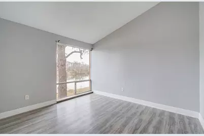 417 Brook Hollow Drive, Conroe, TX 77385 - Photo 20