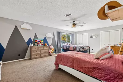 1202 Green Briar Drive, Huntsville, TX 77340 - Photo 32