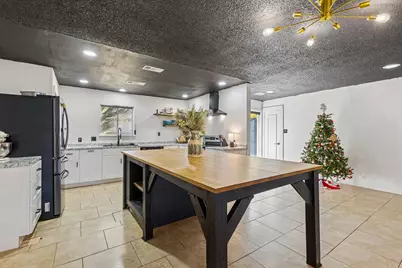 1202 Green Briar Drive, Huntsville, TX 77340 - Photo 6