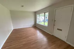 5715 Belmark St, Houston, TX 77033 - Photo 4