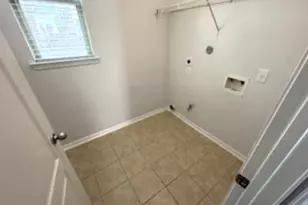 9111 Fuqua Ridge Ln, Houston, TX 77075 - Photo 12