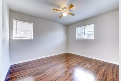 5513 Cavalcade Street, Houston, TX 77026 - Photo 4