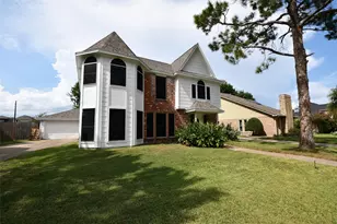 14706 W Bend Dr, Houston, TX 77082 - Photo 2