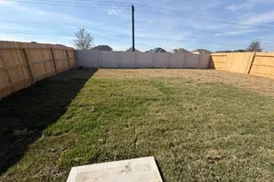 9303 Speckled Trout Dr, Baytown, TX 77521 - Photo 16