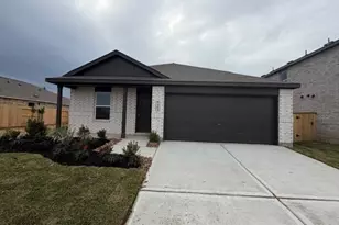 9303 Speckled Trout Dr, Baytown, TX 77521 - Photo 1