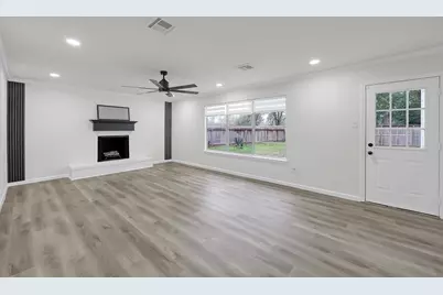 7610 Theisswood Road, Spring, TX 77379 - Photo 4