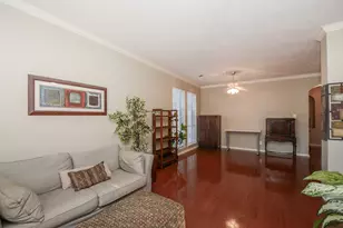 15306 Park Glen Dr, Sugar Land, TX 77498 - Photo 4