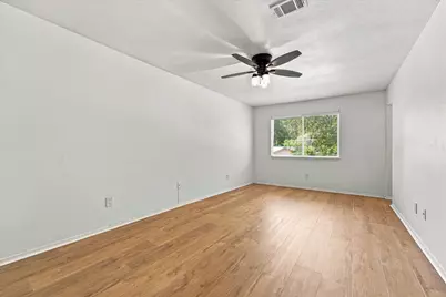 44 S Waxberry Road, The Woodlands, TX 77381 - Photo 18