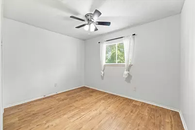 44 S Waxberry Road, The Woodlands, TX 77381 - Photo 22