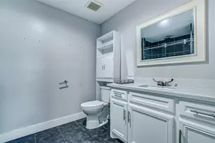 310 Plum St, La Marque, TX 77568 - Photo 12