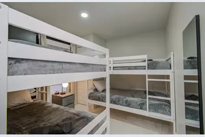 5539 Edith Street, Houston, TX 77081 - Photo 34