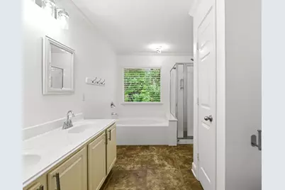 78 N Camellia Grove Circle, The Woodlands, TX 77382 - Photo 28