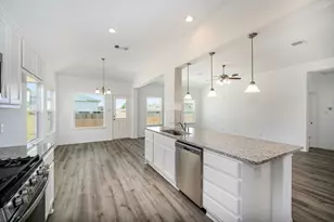 13054 Laura Lake Dr, Willis, TX 77318 - Photo 6
