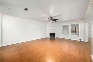 11607 Zarroll Dr, Houston, TX 77099 - Photo 8