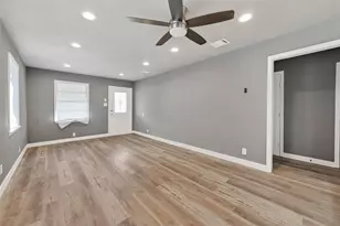 1420 E 34th St, Houston, TX 77022 - Photo 18