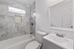 1420 E 34th St, Houston, TX 77022 - Photo 12