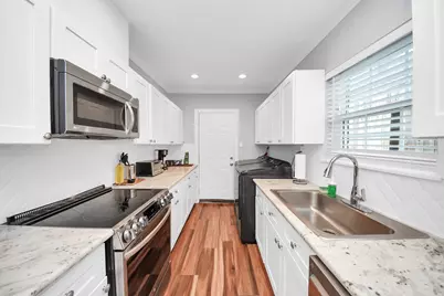 1508 Ridgewood Street, Houston, TX 77006 - Photo 10