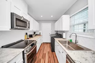 1508 Ridgewood St, Houston, TX 77006 - Photo 10