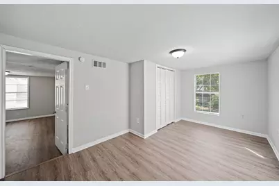 1706 California Street #1/2, Baytown, TX 77520 - Photo 4