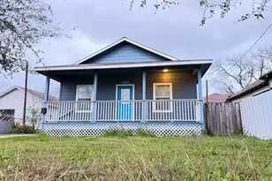 7813 Canal St, Houston, TX 77012 - Photo 2