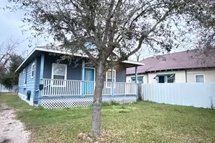 7813 Canal St, Houston, TX 77012 - Photo 1