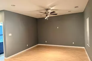 7813 Canal St, Houston, TX 77012 - Photo 8