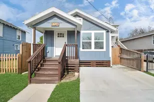 5324 Avenue L, Galveston, TX 77551 - Photo 2